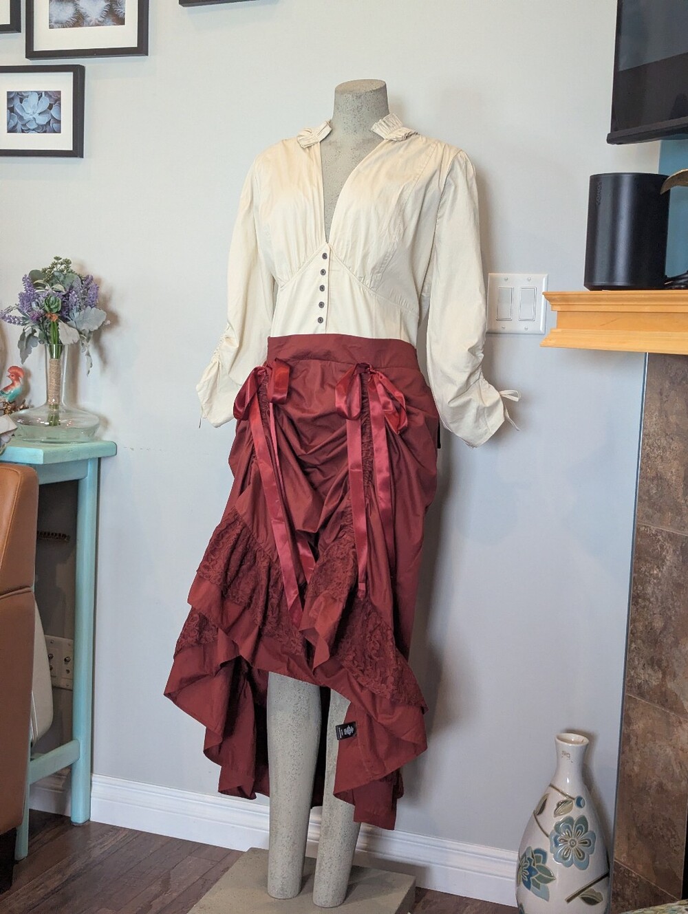 New Torrid Steampunk Bustle Corset Victorian Dress Ivory & Brick Red Poplin 1x